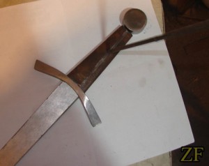 10 рис. процесс изготовления рукояти дюралевого меча