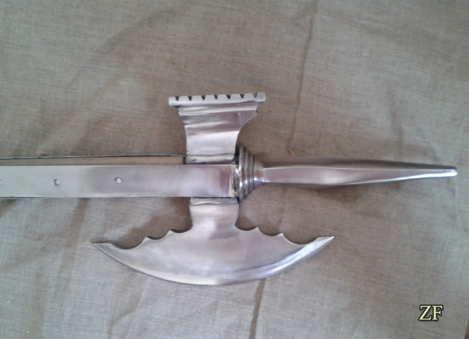 Полекс - двуручный боевой топор, древковое оружие Средневековья