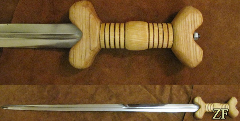 Шпага с деревянной рукоятью Шпага с деревянной рукоятью